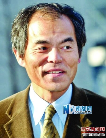 中村修二(以上三人因发明蓝光LED获得2014年诺贝尔物理学奖。) 中村修二(以上三人因发明蓝光LED获得2014年诺贝尔物理学奖。)