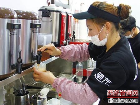 望左和超级大薯条3.JPG