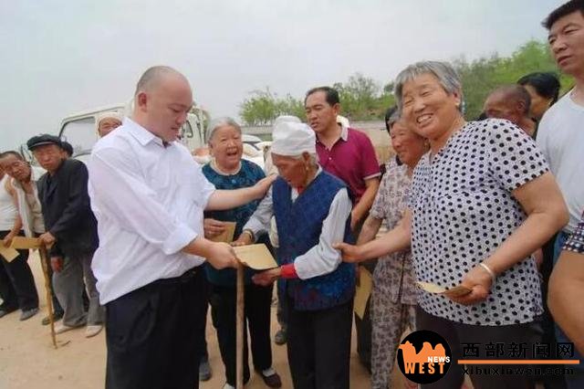 陕西少华集团董事长高海军看望孤寡老人