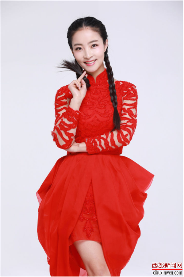 歌手王小妮