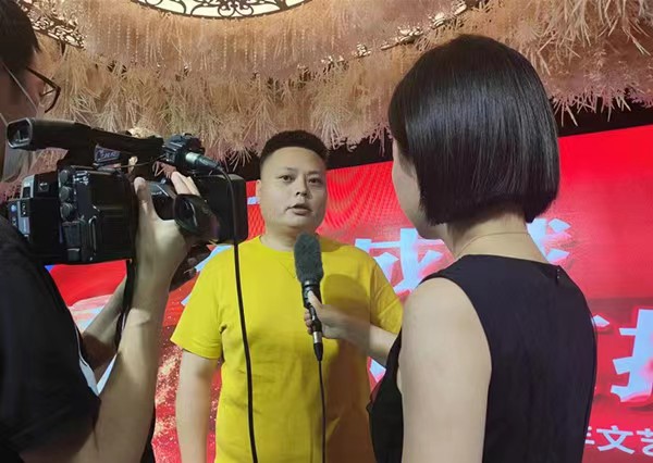 陕西美艺琴演艺有限公司董事长闫伟